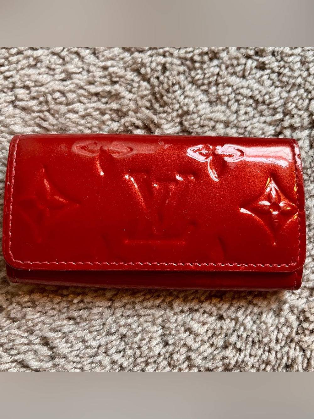 Louis Vuitton Vernis key holder
